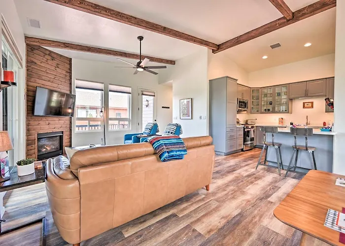 Holiday home Hot Tub & Views: 'mountain High Pines Retreat' *