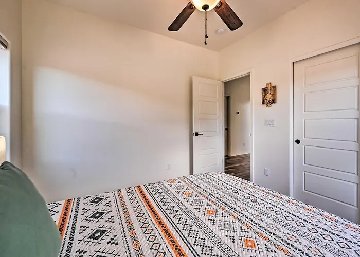 Hot Tub & Views: 'mountain High Pines Retreat' *