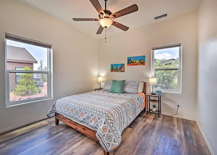 Holiday home Hot Tub & Views: 'mountain High Pines Retreat' *